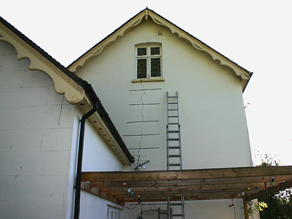 Services – masonry beams to reinforce damaged walls